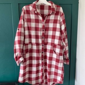 Long sleeve flannel dress white and Burgundy Red